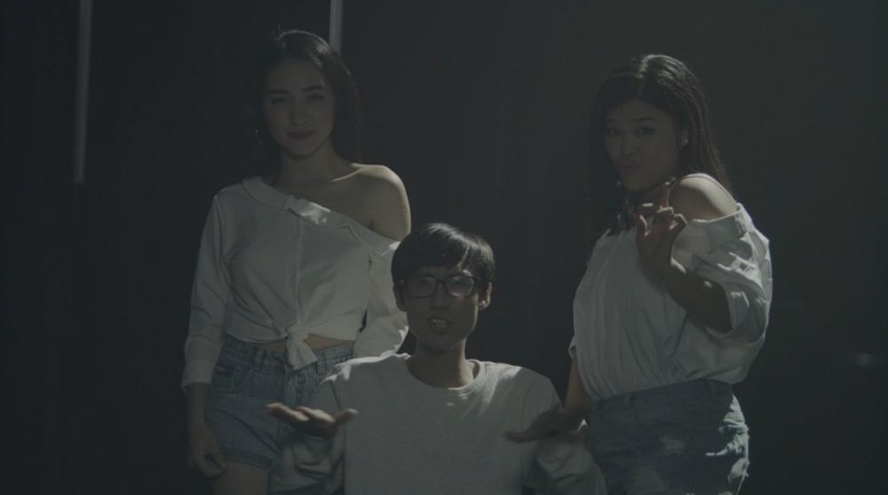 Thảo Trang xuất hiện chớp nhoáng vì không muốn cướp diễn đàn các thành viên Glee-3