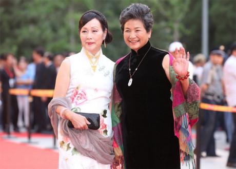 Cuộc sống sau thời hoàng kim của 3 bóng hồng đóng phim võ thuật-6