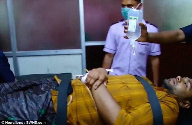 Tức giận vì bị phản bội, người phụ nữ hẹn người yêu tới nhà nghỉ rồi cắt phăng của quý-2