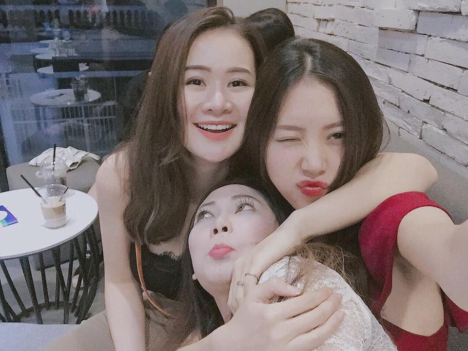 Hot girl - hot boy Việt 25/9: Bất ngờ trước vóc dáng ngày càng phát tướng của hot girl Kiều My-8