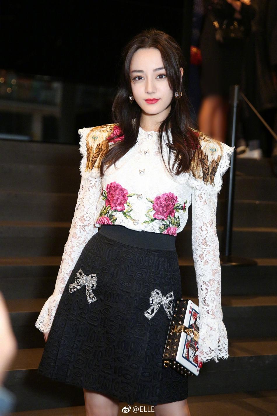 Địch Lệ Nhiệt Ba quá đỗi xinh đẹp và sang chảnh ở Tuần lễ thời trang Milan-7