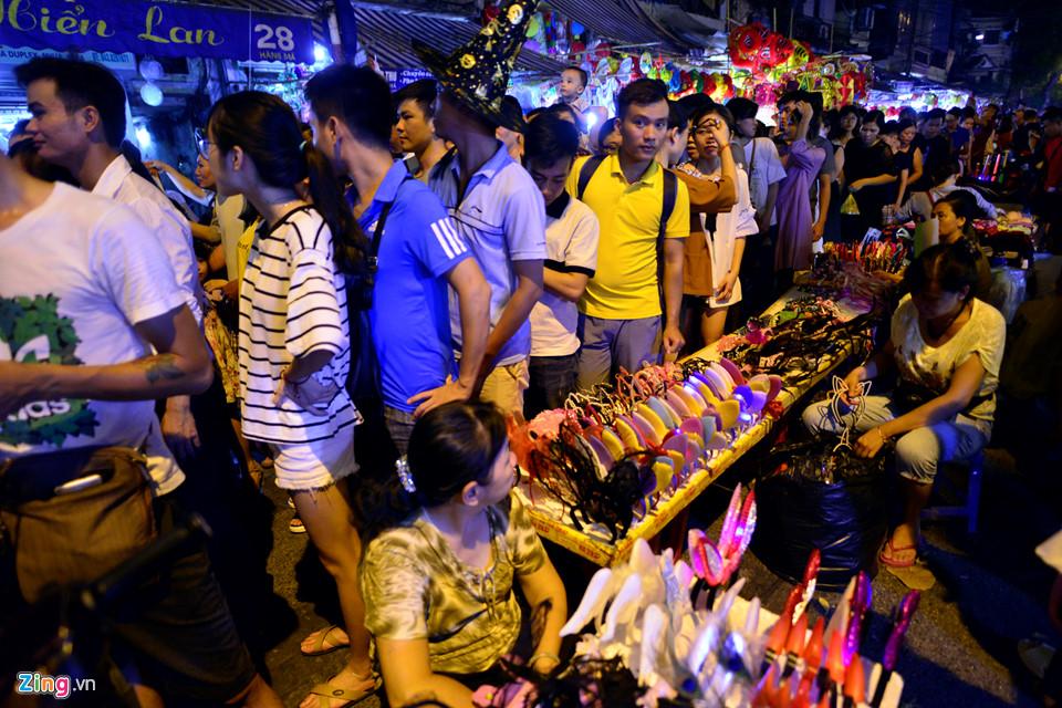 Chợ Trung thu phố cổ đông nghẹt người-3