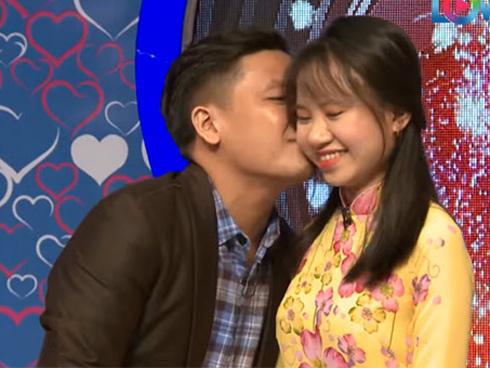 Chẳng ai hiểu vì sao người chồng này mua hoa tặng sinh nhật vợ cũ, lời giải thích của anh khiến ai cũng tâm đắc-2