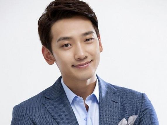 Sao Hàn 26/9: Song Joong Ki - Song Hye Kyo tay trong tay shopping trước ngày cưới-10