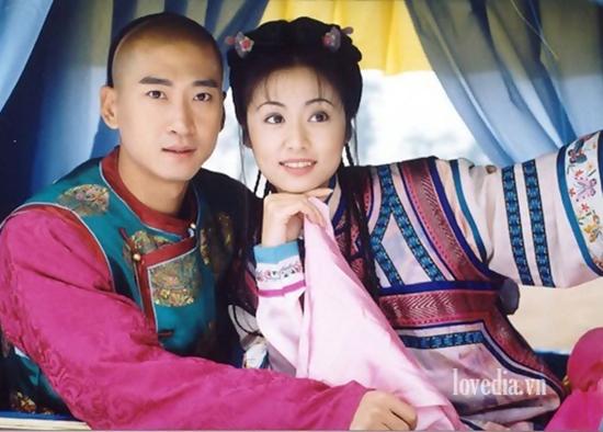 Những cặp đôi yêu nhau tưởng chết trên phim, ghét nhau ra mặt ngoài đời-7