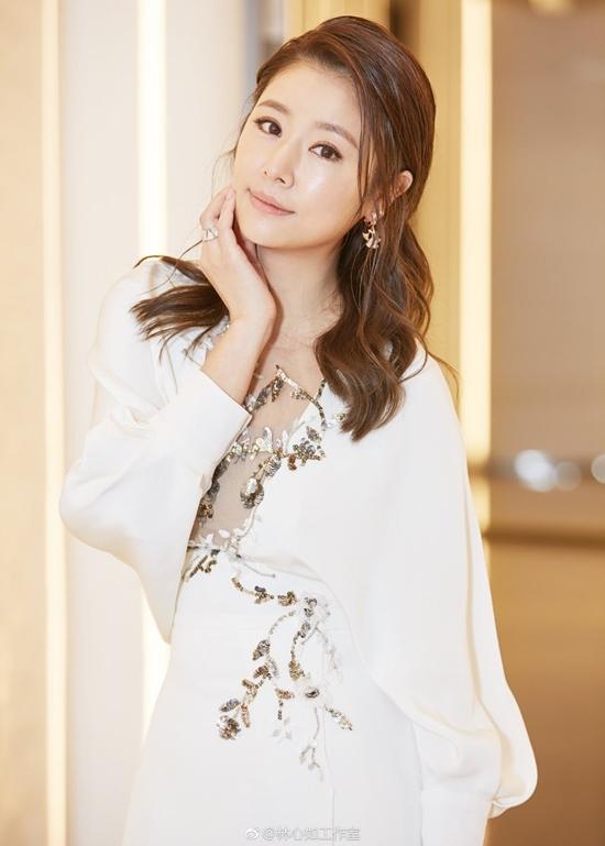 Những cặp đôi yêu nhau tưởng chết trên phim, ghét nhau ra mặt ngoài đời-8