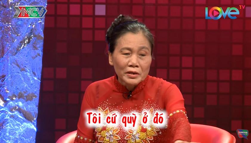 Xúc động chuyện mẹ chồng quỳ giữa trời mưa cầu xin bình an cho con dâu-7