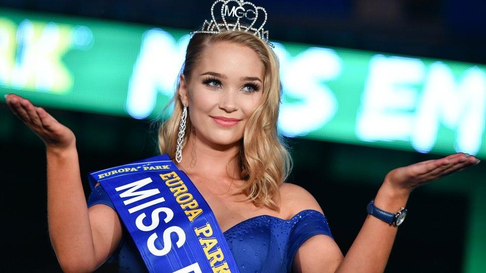 Bị chủ tịch Miss Grand chê béo, mỹ nhân Iceland trả thù quá đỗi ngọt ngào-4