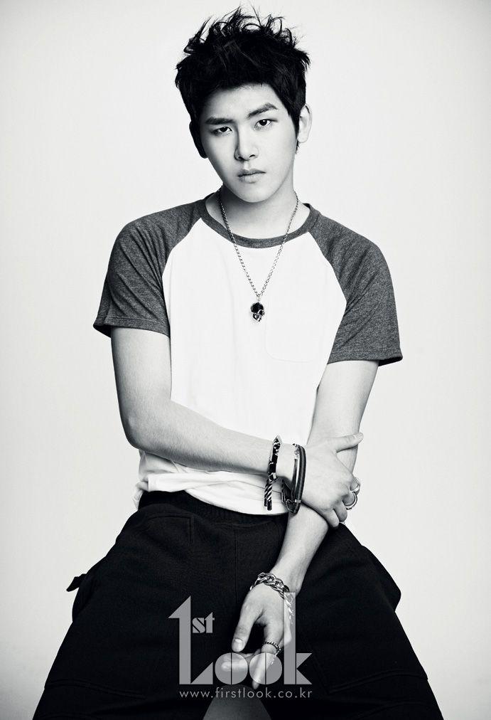 Sao Hàn 26/9: Song Joong Ki - Song Hye Kyo tay trong tay shopping trước ngày cưới-2