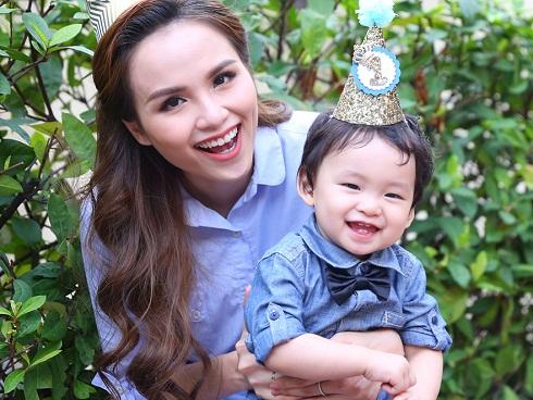 Quá thị phi và đau khổ, Hoa hậu Diễm Hương muốn trả lại vương miện sau khi đăng quang-3