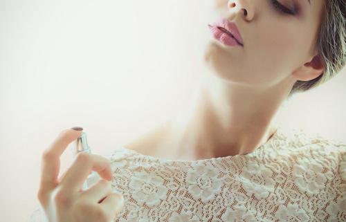 Mùi hương đàn bà trên chuyến xe buýt định mệnh (Phần 15)-3