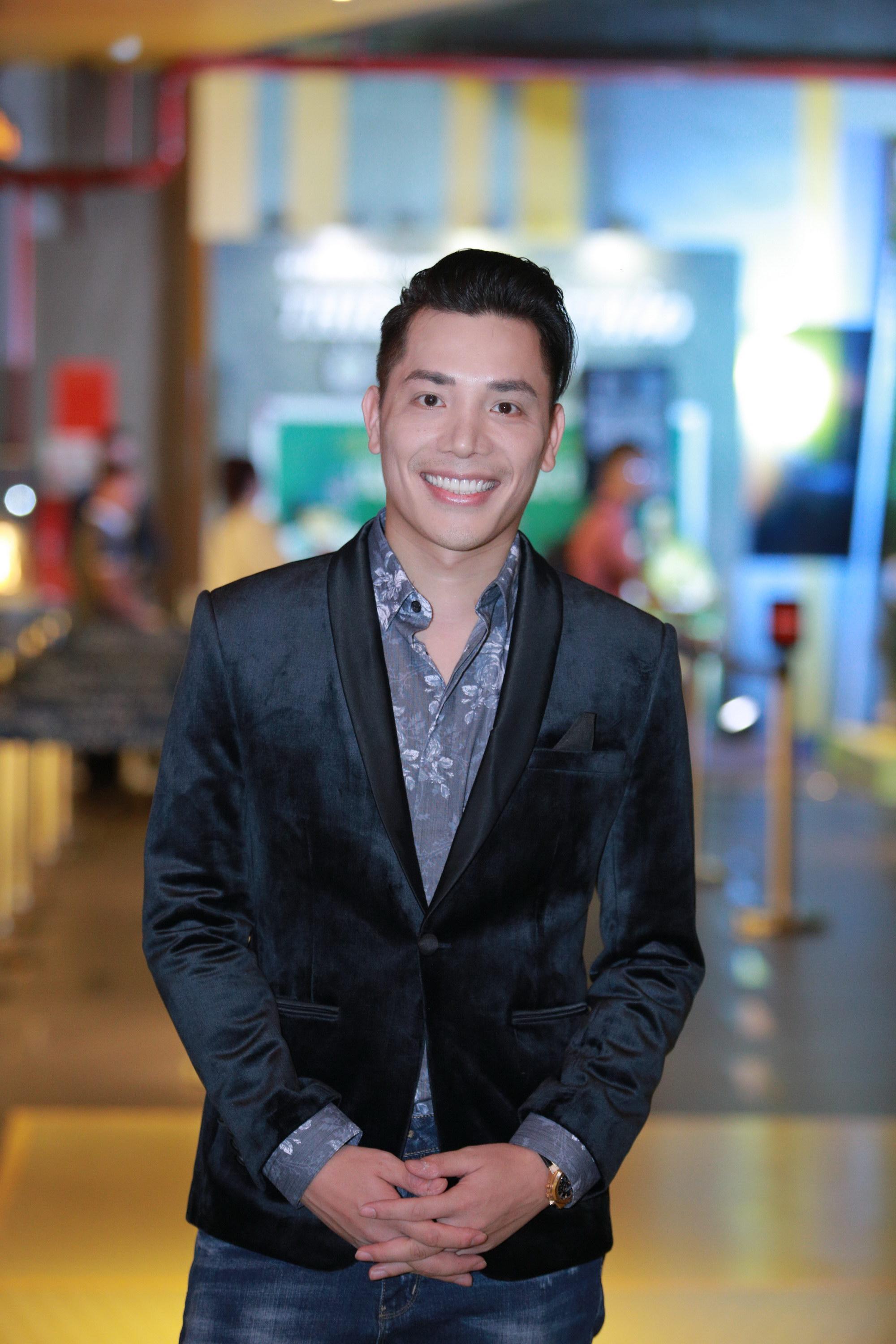 Gái ế Diệu Nhi khoe vòng một gợi cảm tại buổi ra mắt phim Ngày mai Mai cưới-4