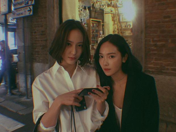 Từ nữ thần tóc dài, Krystal bỗng lộ trán thưa ít tóc và trông kém sắc hơn hẳn vì cắt tóc ngắn-3