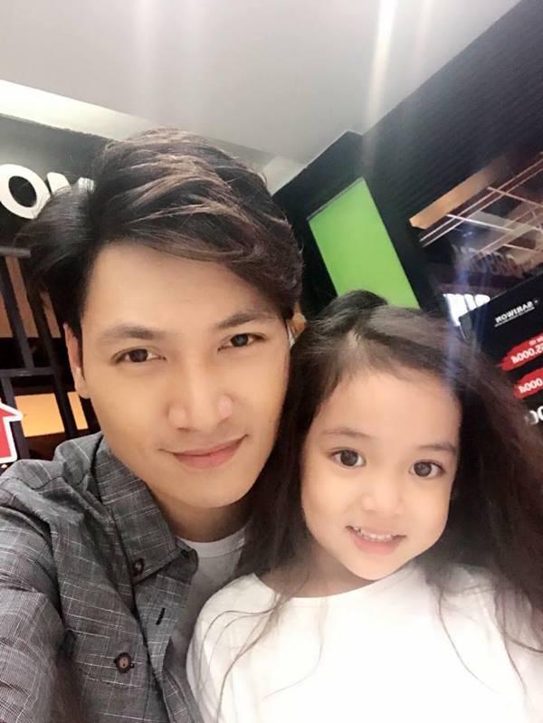 Mẫu nhí Hà thành xinh như thiên thần, đóng phim giỏi lại hát cực yêu-3