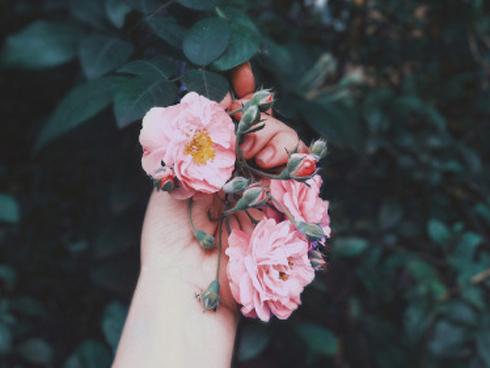 Thứ Năm của bạn (28/9): Song Ngư quyến rũ toàn diện