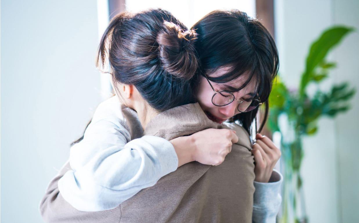 Khi nàng say giấc khởi đầu đầy kịch tính: Lee Jong Suk cứu Suzy thoát chết trong gang tấc-4