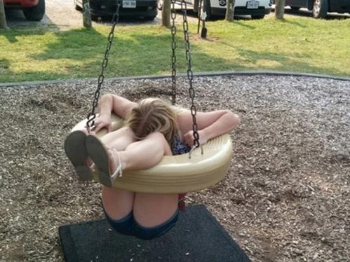 Clip: Lĩnh đủ chỉ vì cái tội... nghịch ngu