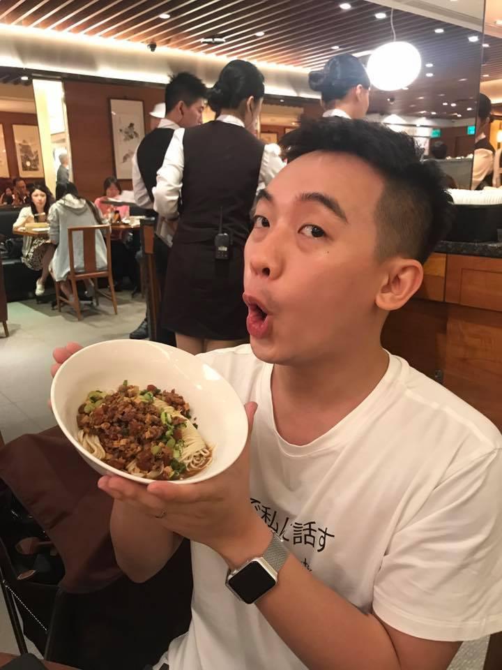 Hot girl - hot boy Việt 28/9: Fashionista Decao tự vấn phong cách ăn mặc như pha trò-9