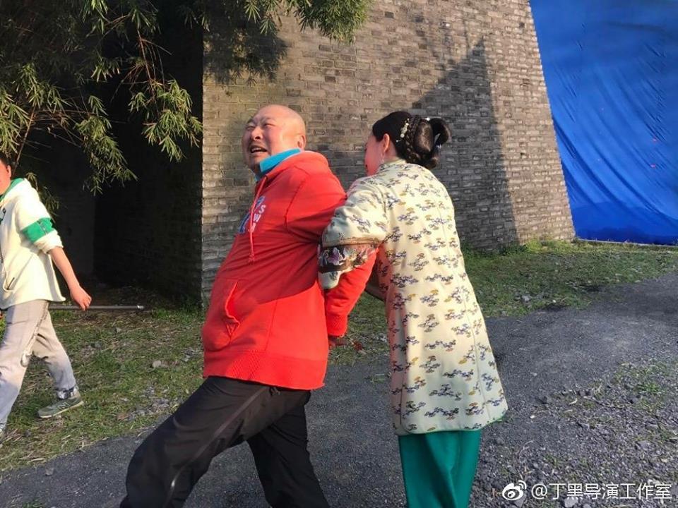 Loạt ảnh thiếu phu nhân Tôn Lệ nhắng nhít trong hậu trường Năm ấy hoa nở trăng vừa tròn-8