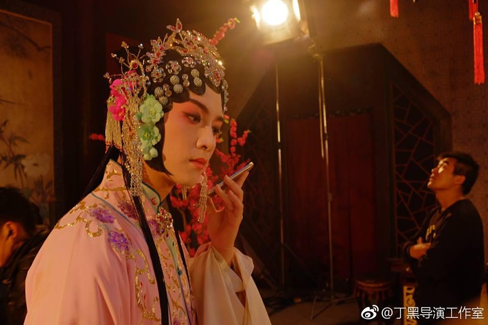 Loạt ảnh thiếu phu nhân Tôn Lệ nhắng nhít trong hậu trường Năm ấy hoa nở trăng vừa tròn-14