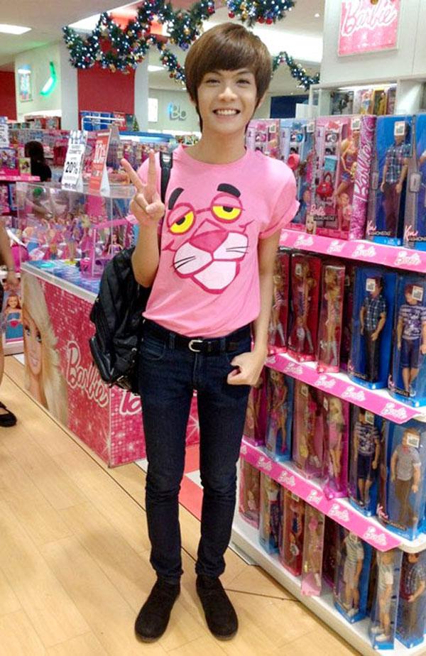 Những khoảnh khắc nữ tính của Đào Bá Lộc đến các cô gái chuẩn girl còn thua xa-10