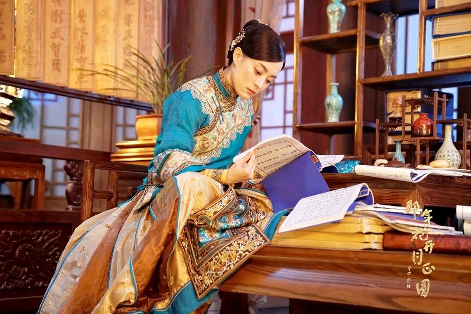 Năm ấy hoa nở trăng vừa tròn của Tôn Lệ vượt mốc rating 3%-11