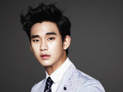 Sao Hàn 28/9: 'Cụ giáo Do Min Joon' Kim Soo Hyun nhập ngũ vào cuối tháng 10