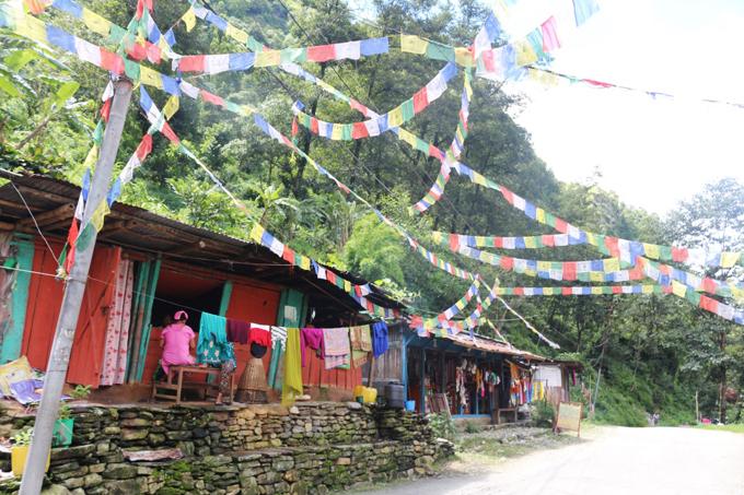 Hành trình trekking đường núi ở đất nước Nepal huyền bí-2