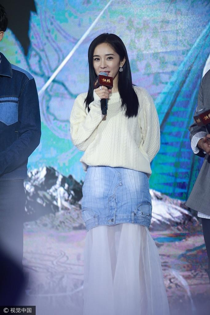 Sau scandal cướp vai, Dương Mịch khoe vẻ đẹp xuất sắc bên cạnh Ảnh đế Kim Mã-6