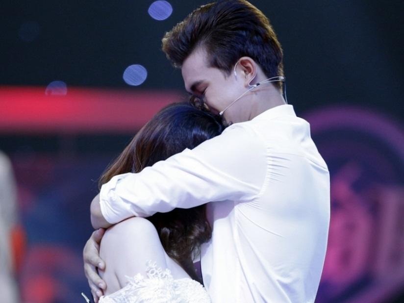 Vừa được ví như ngôn tình, cặp tình nhân Vì yêu mà đến đã bị bóc mẽ chỉ là trò dàn dựng-8