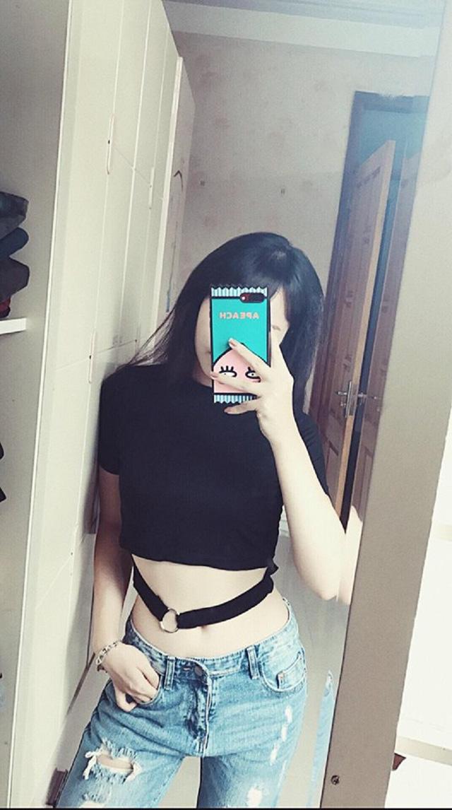 Bức ảnh cô gái có vòng eo co giãn đáng nể thu hút dân mạng-3