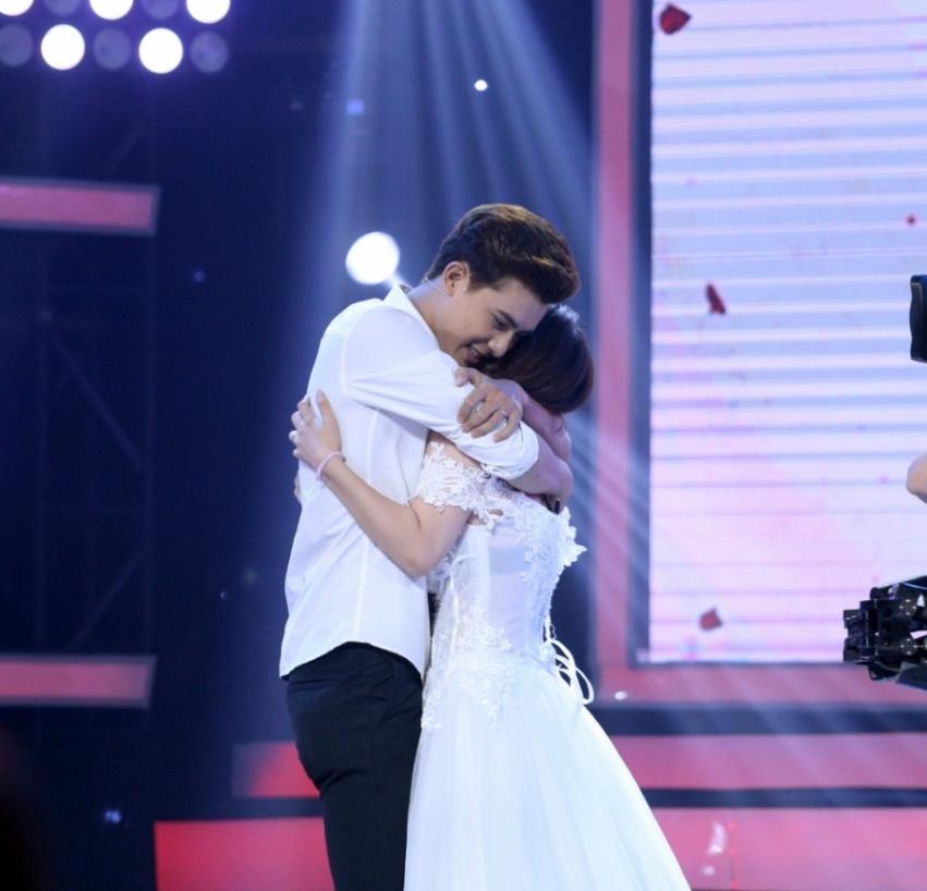 Vừa được ví như ngôn tình, cặp tình nhân Vì yêu mà đến đã bị bóc mẽ chỉ là trò dàn dựng-4