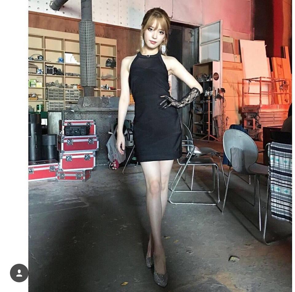 Biểu tượng thời trang CL - HuynA diện style cái bang phá cách nhất street style Hàn tuần qua-6