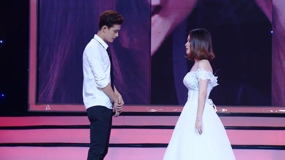 Hé lộ danh tính hotboy được cô nàng xinh đẹp tỏ tình trên sân khấu Vì yêu mà đến-1