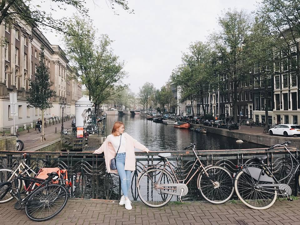 Hot girl - hot boy Việt 30/9: Kiều Trinh khiến fan mê mệt khi lần đầu trổ tài chơi piano-8