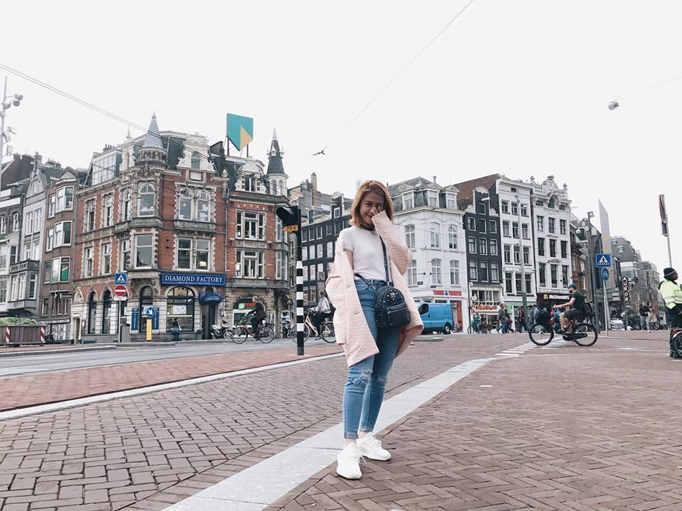 Hot girl - hot boy Việt 30/9: Kiều Trinh khiến fan mê mệt khi lần đầu trổ tài chơi piano-9