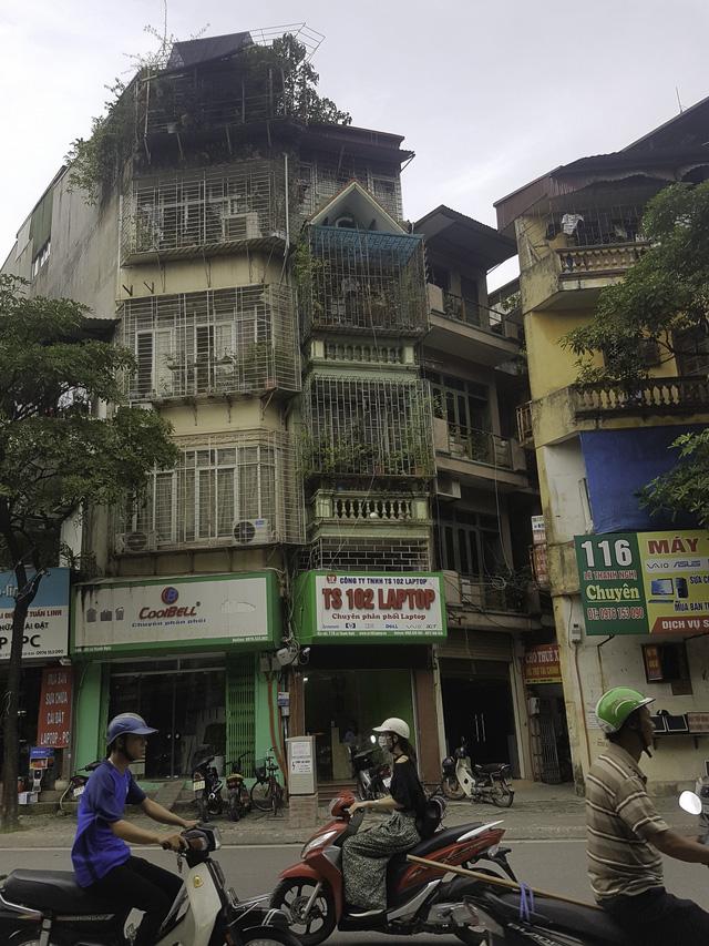 Sự thật cay đắng đằng sau clip bố túm tóc đánh con gái dã man-2