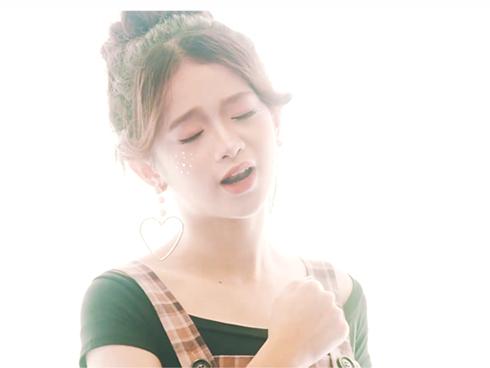 Người thứ ba, thất tình - những chất liệu quý được ca sĩ Vpop mượn kể lại trong MV-13