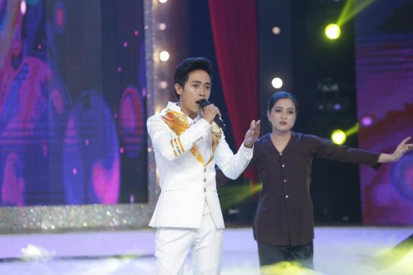 Diện váy 60 triệu hát hit Hồ Ngọc Hà, bản sao Minh Tuyết lên ngôi quán quân-8