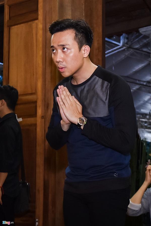 Trấn Thành và dàn sao Việt tấp nập cúng Tổ tại đền thờ của Hoài Linh-2