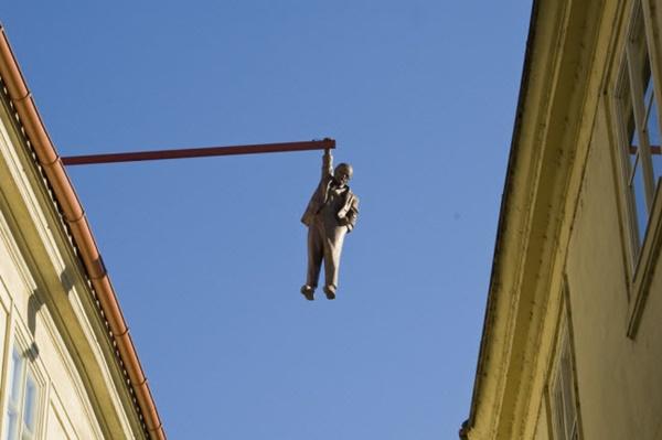 Tròn mắt trước 17 bức tượng đáng sợ và ấn tượng nhất thế giới-5