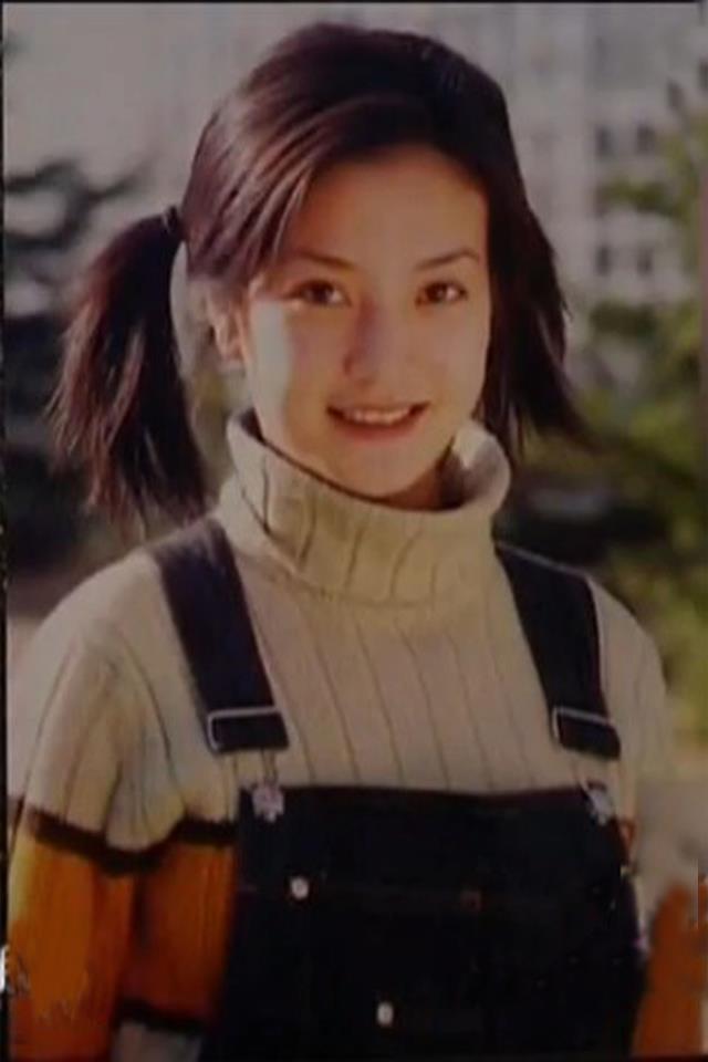 Đâu riêng Lâm Tâm Như, Triệu Vy cũng gây bất ngờ thời làm mẫu bikini-13