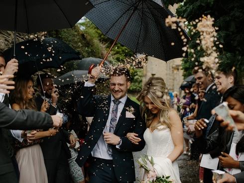 Đừng kết hôn vì bị ai hối thúc, hãy chỉ làm điều đó khi bạn thấy đã đến lúc rồi