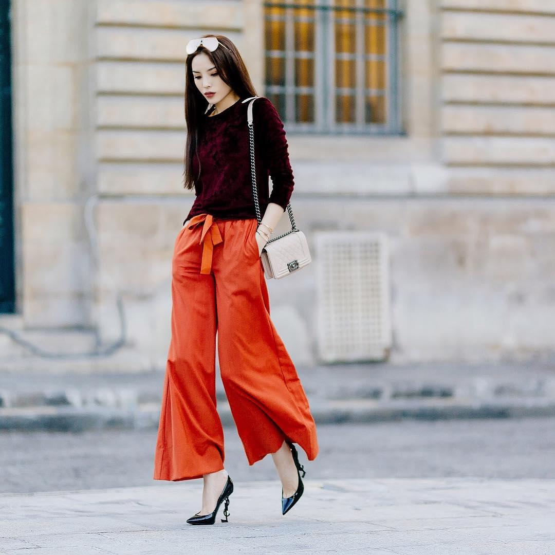 Tin sao Việt 1/10: Vợ chồng Jennifer Phạm đưa con gái đi đón tết trung thu sớm-4