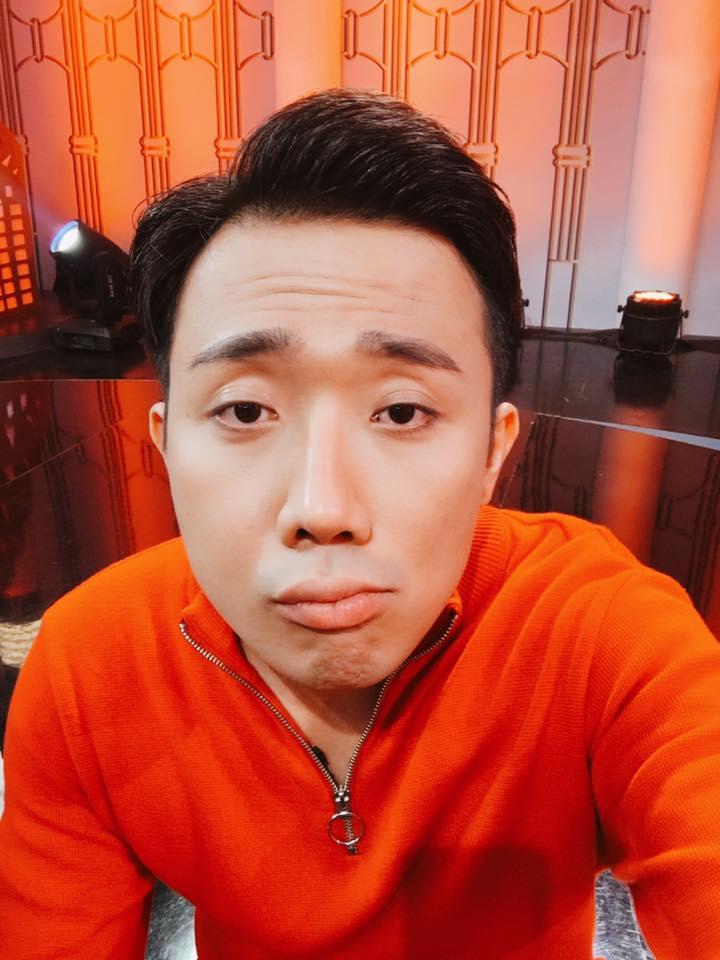 Tin sao Việt 1/10: Vợ chồng Jennifer Phạm đưa con gái đi đón tết trung thu sớm-10