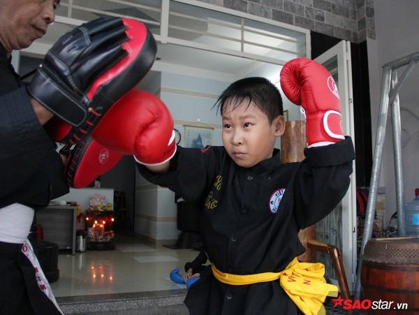 Cậu bé 9 tuổi đã là ‘cao thủ’ võ cổ truyền, có hàng chục đệ tử theo học-12