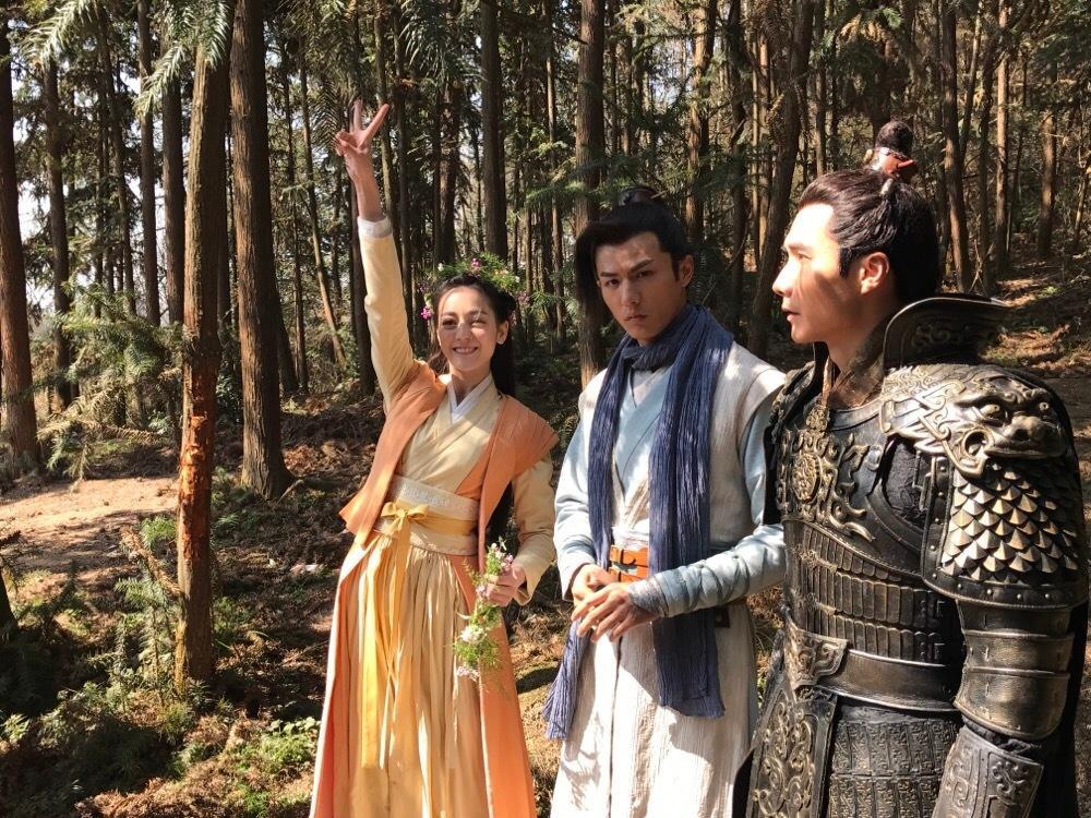 Ảnh hậu trường cực đáng yêu của cặp trai tài gái sắc trong Lệ Cơ truyện-9