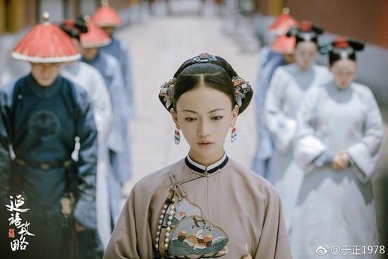 Với nhan sắc này, Xa Thi Mạn xứng danh Hoàng hậu đẹp nhất màn ảnh-11