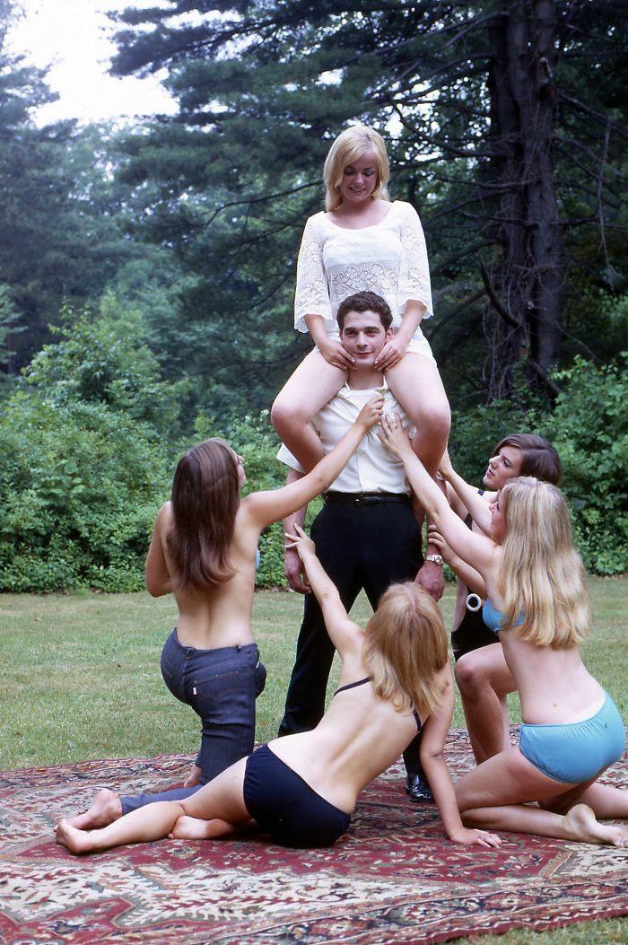 Dân mạng thế giới rộ mốt khoe ảnh cha thời trẻ siêu ngầu-3