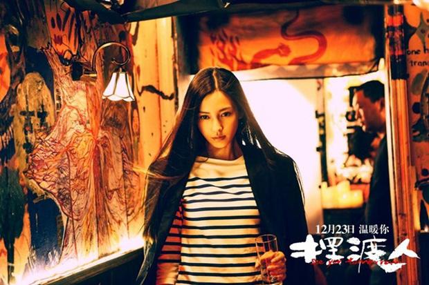 Bom xịt Người Lái Đò của Angela Baby gây sốc khi chiếm 7 đề cử tại LHP Kim Mã 2017-1